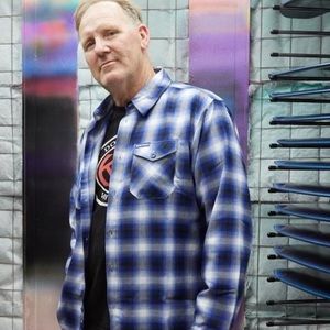 DIXXON WOMENS DOG TOWN FLANNEL BRAND NEW